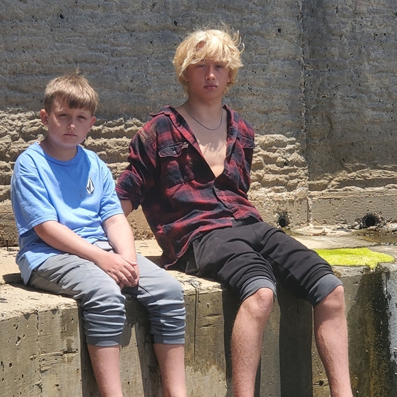 Meet your Posher, Shy - Picture 4 of 5